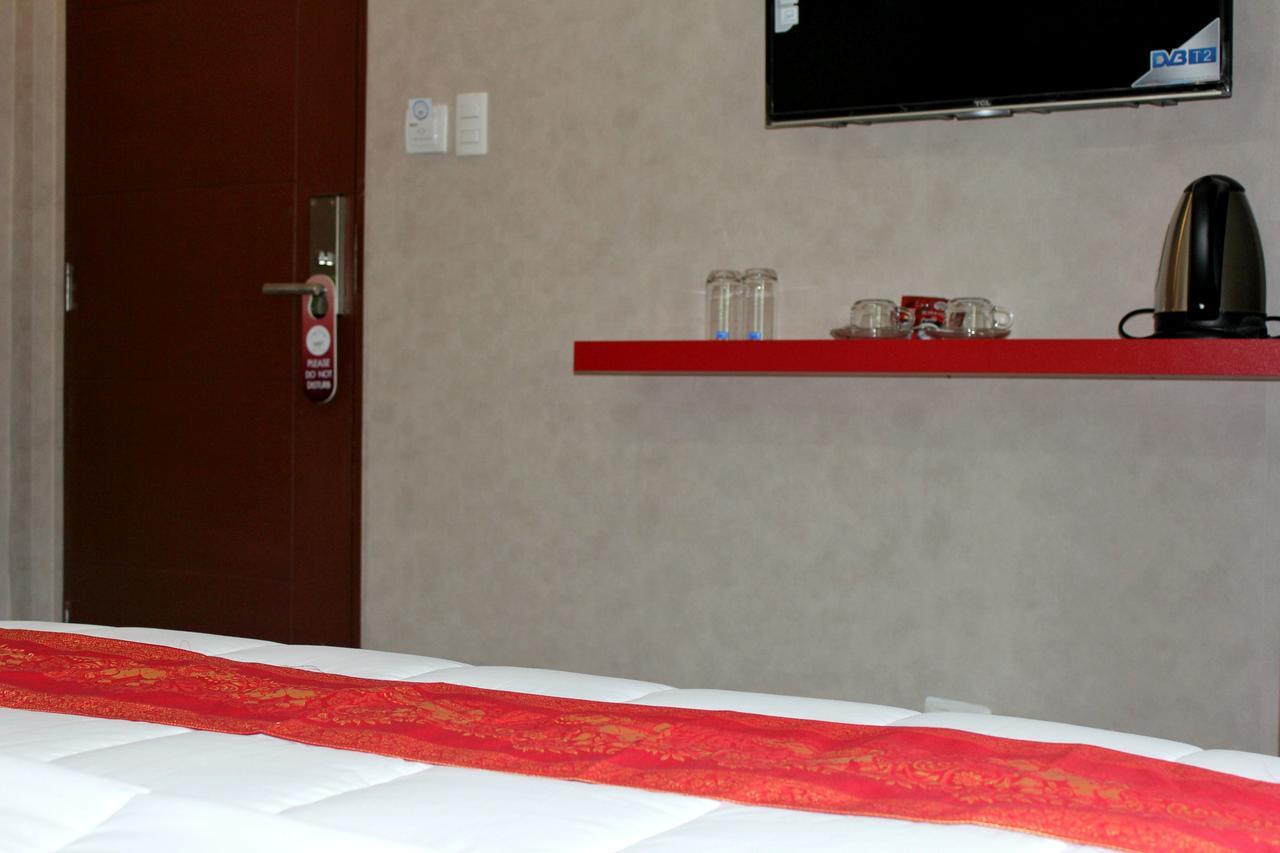 Everest Boutique Hotel Bangkok Extérieur photo