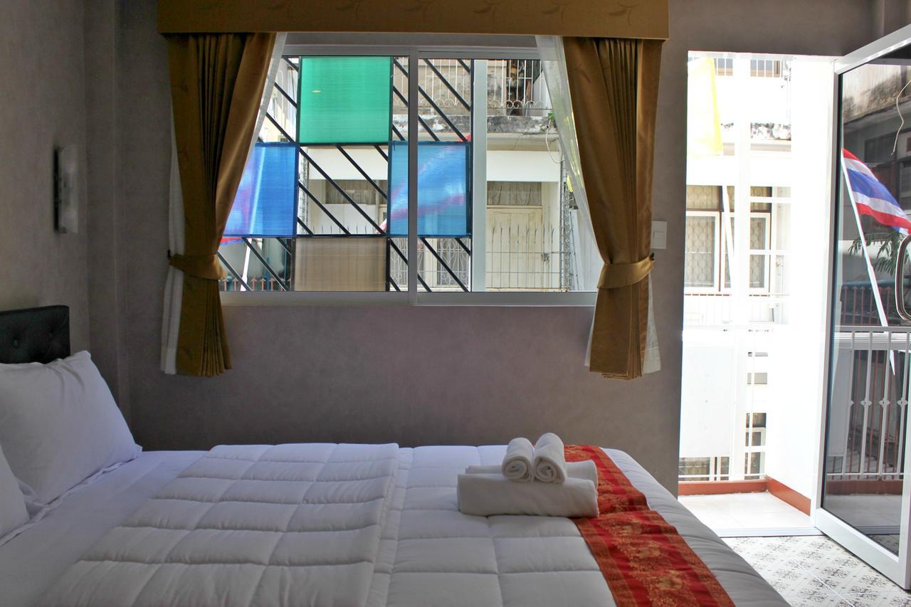 Everest Boutique Hotel Bangkok Extérieur photo