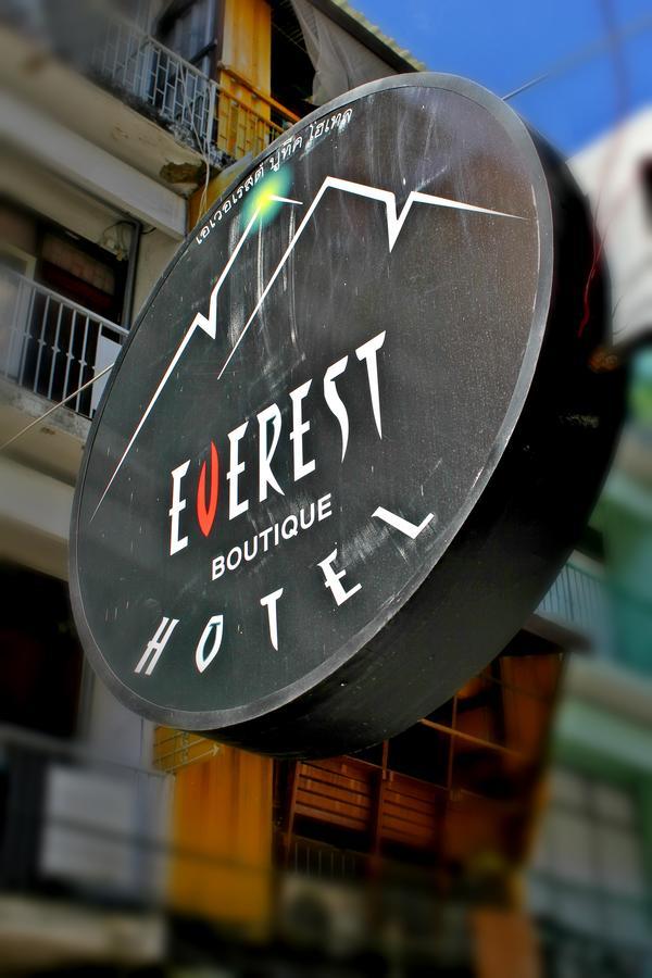Everest Boutique Hotel Bangkok Extérieur photo